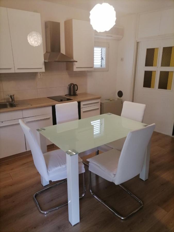 Rooms Mara Skradin Εξωτερικό φωτογραφία