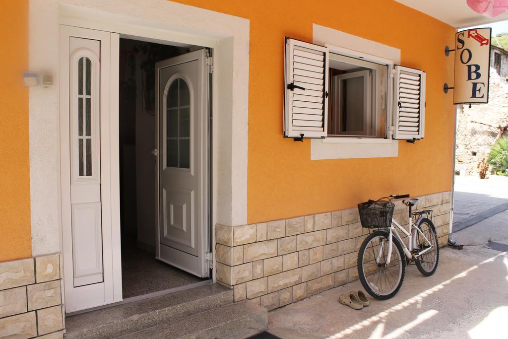 Rooms Mara Skradin Εξωτερικό φωτογραφία