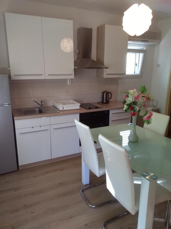 Rooms Mara Skradin Εξωτερικό φωτογραφία